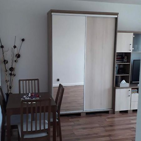 Pillango Parki Kis Lakas 15 Percre A Belvarostol Budapeste Exterior foto